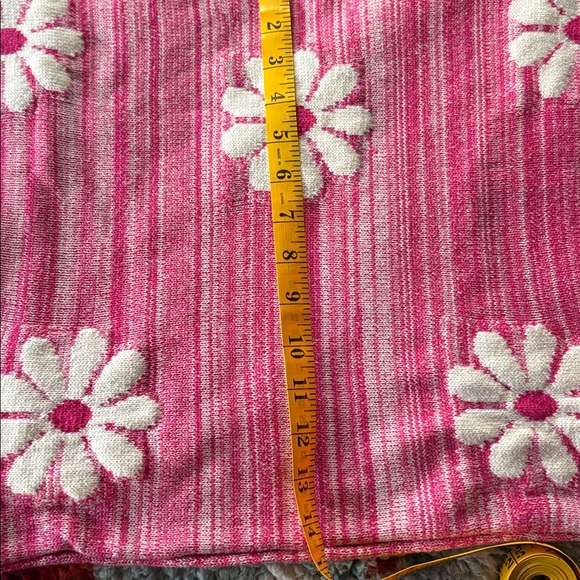 Altar'd State Pink and White Floral Sweater - Picture 5 of 6